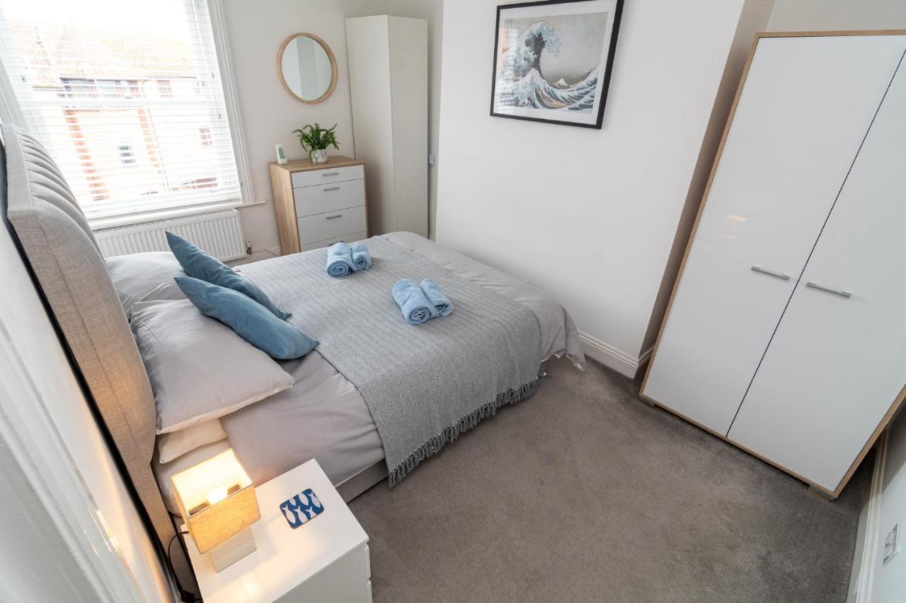 Light And Airy 1 Bedroom Flat 700M From The Beach Bournemouth Exteriér fotografie