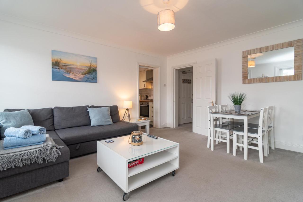 Light And Airy 1 Bedroom Flat 700M From The Beach Bournemouth Exteriér fotografie