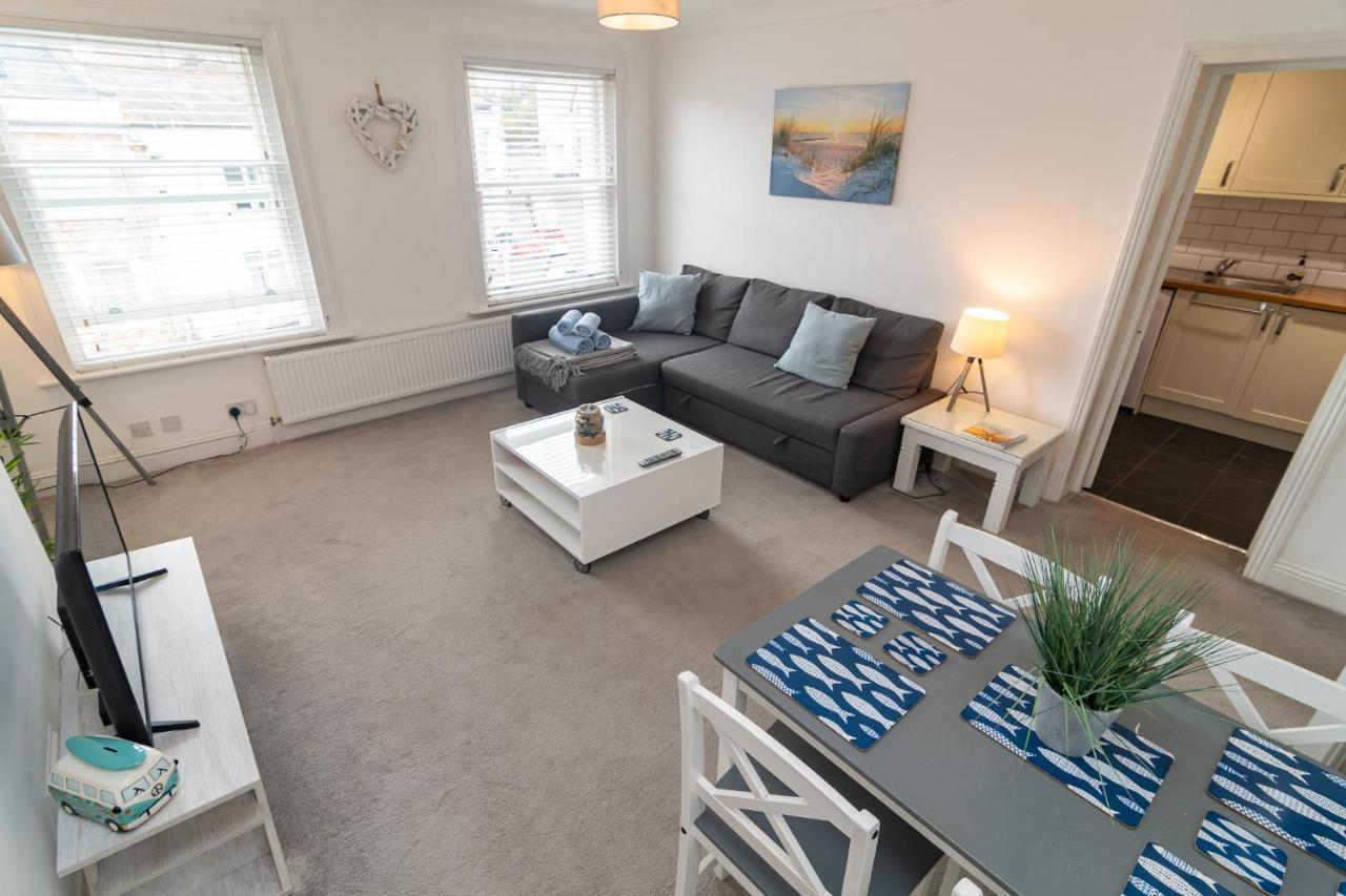 Light And Airy 1 Bedroom Flat 700M From The Beach Bournemouth Exteriér fotografie